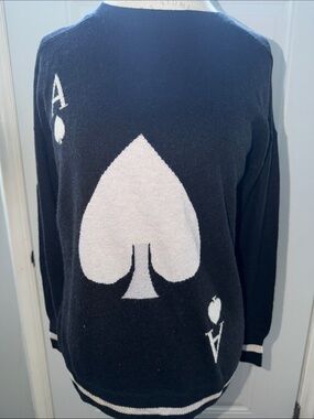 Women’s black and white Sweater with White Spade Graphic